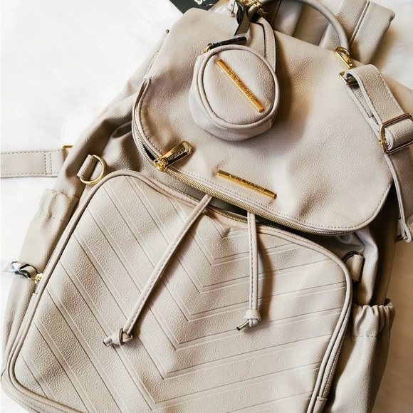 NEW Steve Madden Leather Baby Bag - Picture 1 of 9